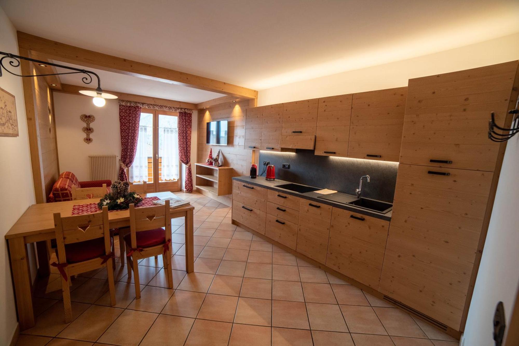 Residence Ronchi Molveno Bagian luar foto