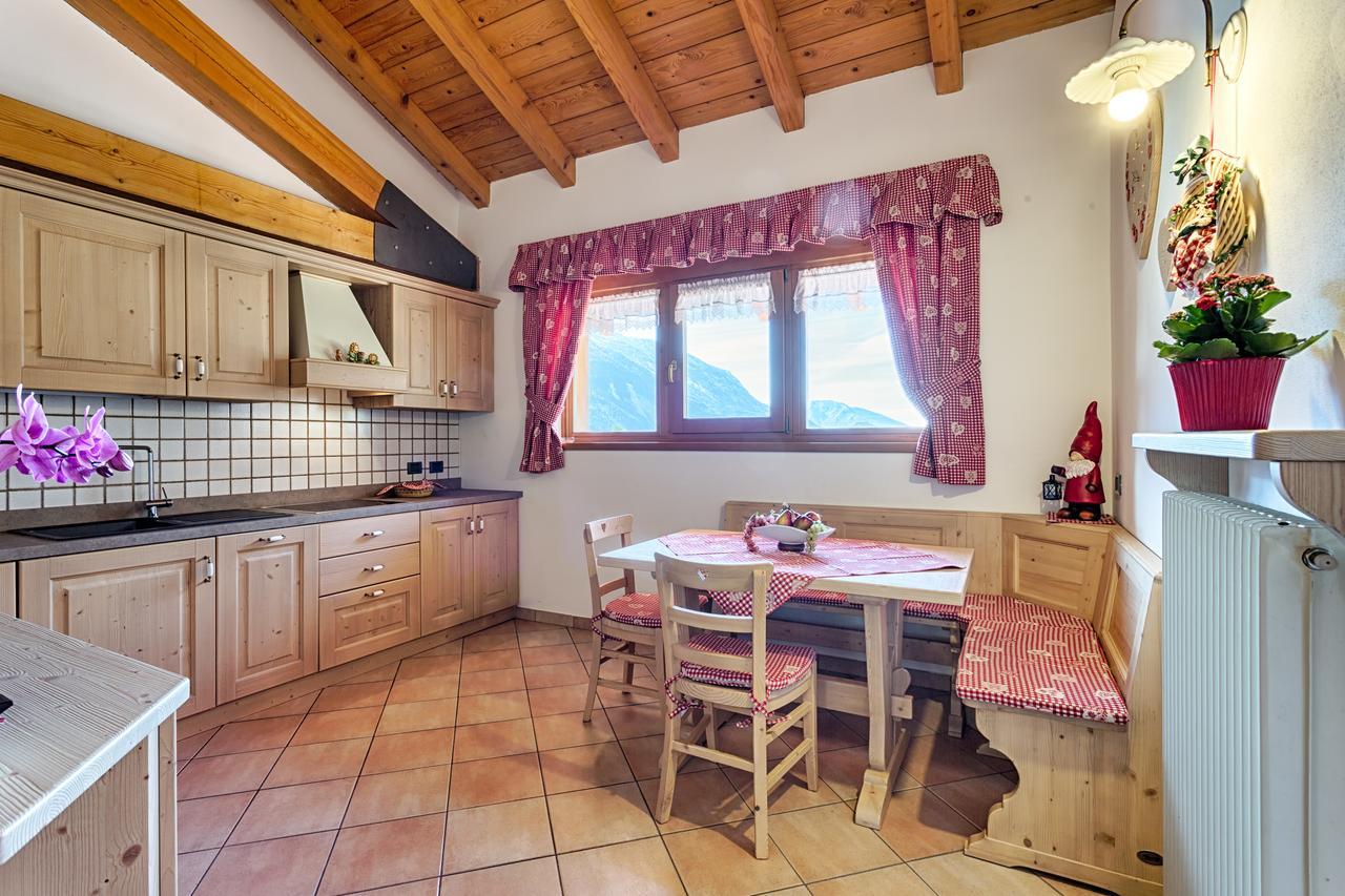 Residence Ronchi Molveno Bagian luar foto