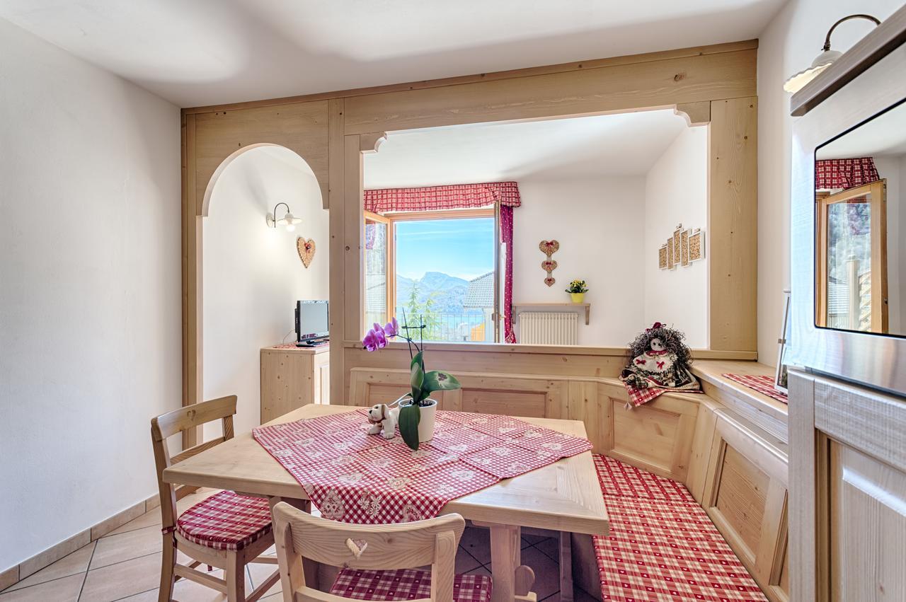 Residence Ronchi Molveno Bagian luar foto